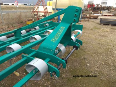 Vibro cultivador de 16 brazos Vibro Flex marca REVILLA - Imagen 3