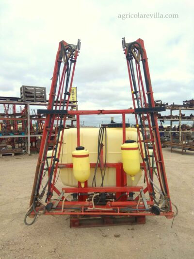 Pulverizador de ocasión de 1.100 litros marca Sanz