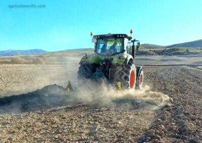 Somos fabricantes de maquinaria agrícola como las marcas Maquinaria Agrícola Sánchez, Maquinaria Agrícola Santiago, Maquinaria Mur, Metálicas Llorente, Montoya y Sevilla y Nueva Casa Grande