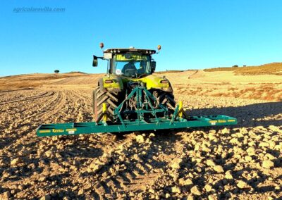 Somos fabricantes de maquinaria agrícola como las marcas Maquinaria Agrícola Sánchez, Maquinaria Agrícola Santiago, Maquinaria Mur, Metálicas Llorente, Montoya y Sevilla y Nueva Casa Grande