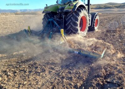 Somos fabricantes de maquinaria agrícola como las marcas Maquinaria Agrícola Sánchez, Maquinaria Agrícola Santiago, Maquinaria Mur, Metálicas Llorente, Montoya y Sevilla y Nueva Casa Grande