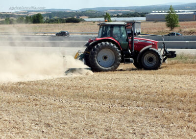 Somos fabricantes de maquinaria agrícola como las marcas Agrometal, Vila, Cameno, Agrícola CMAS, Agrícola Mur, Agrícola Sánchez y Agrícola Yudego