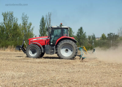 Somos fabricantes de maquinaria agrícola como las marcas Agrometal, Vila, Cameno, Agrícola CMAS, Agrícola Mur, Agrícola Sánchez y Agrícola Yudego