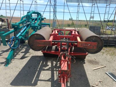 Quivogne es fabricante de rodillos agrícolas y otros aperos para la agricultura