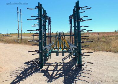 Fabricante de maquinaria agrícola ubicado en las provincias de Burgos, León, Palencia, Zamora, Segovia, Ávila, Valladolid, Soria y Salamanca
