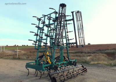 Fabricante de maquinaria agrícola ubicado en las provincias de Burgos, León, Palencia, Zamora, Segovia, Ávila, Valladolid, Soria y Salamanca