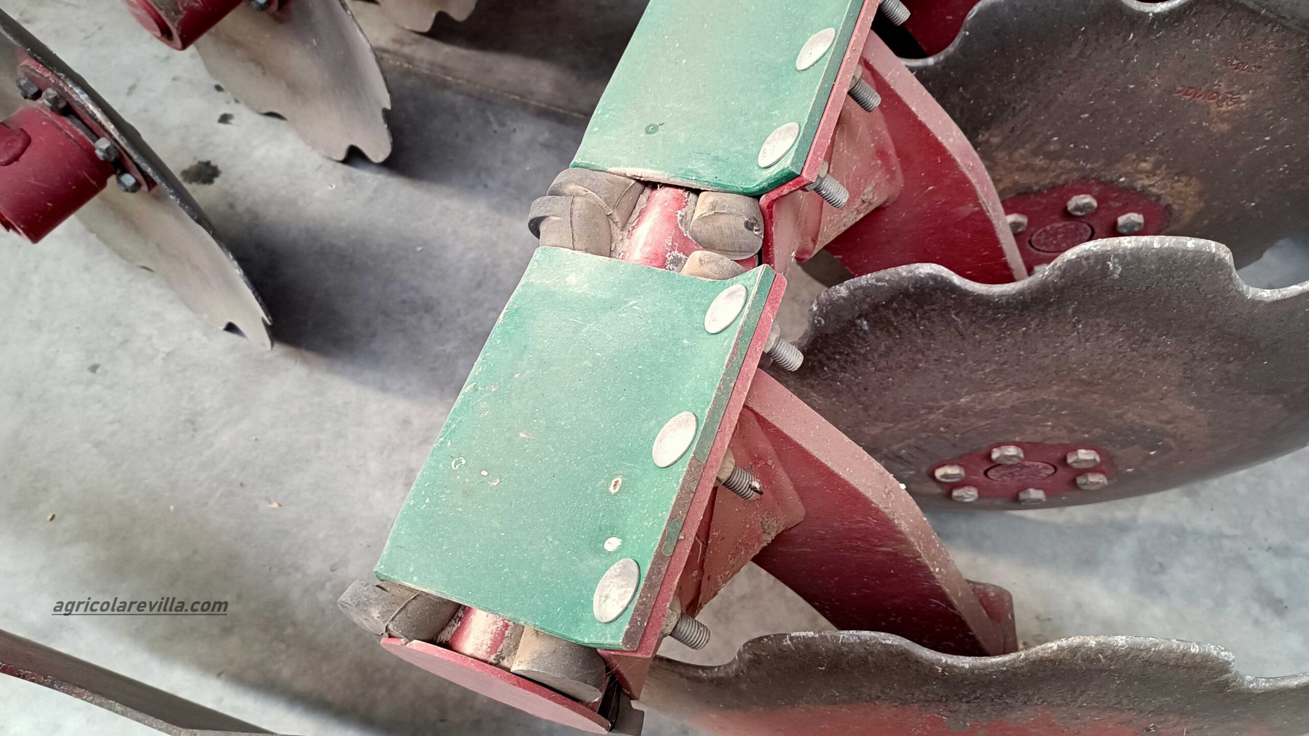 Disponemos de grada rápida usada de la marca Meltal Fach, Lemken, Agromet, Gaher, Gil, Vila